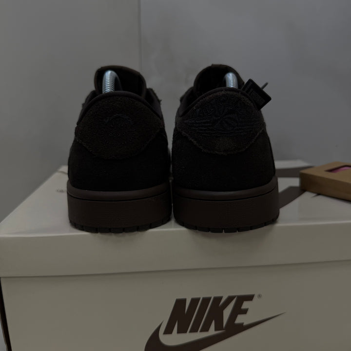 Jordan 1 Low Travis Scott Velvet Brown 8UK