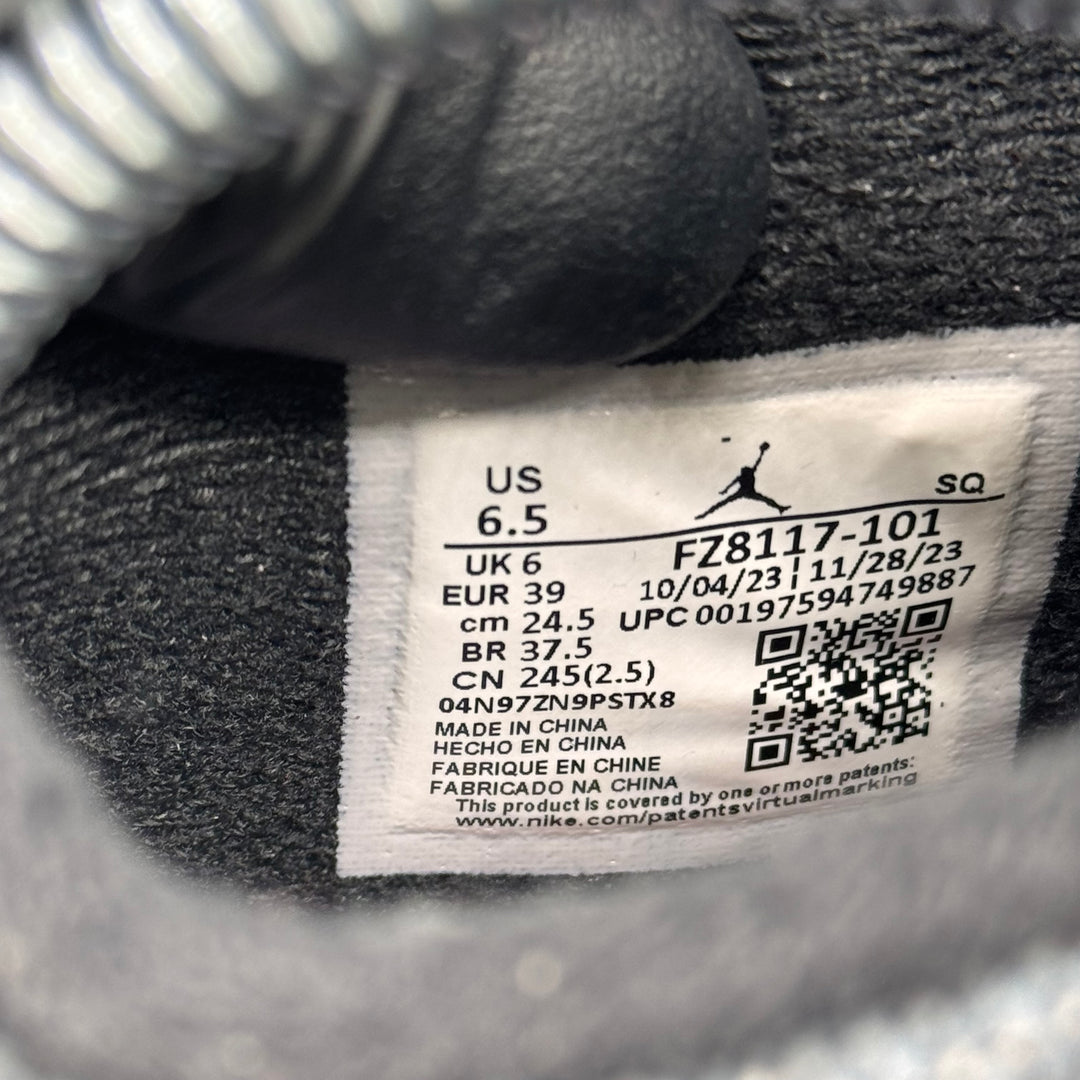 Jordan Jumpman Travis Scott Uni Red 6UK