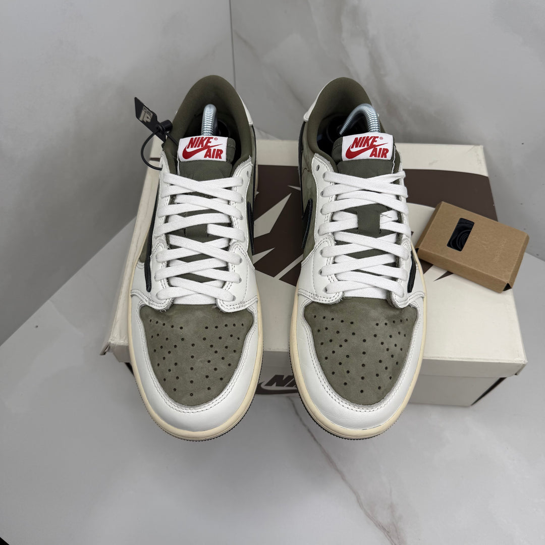 Jordan 1 Low Travis Scott Medium Olive 7.5UK (2493)