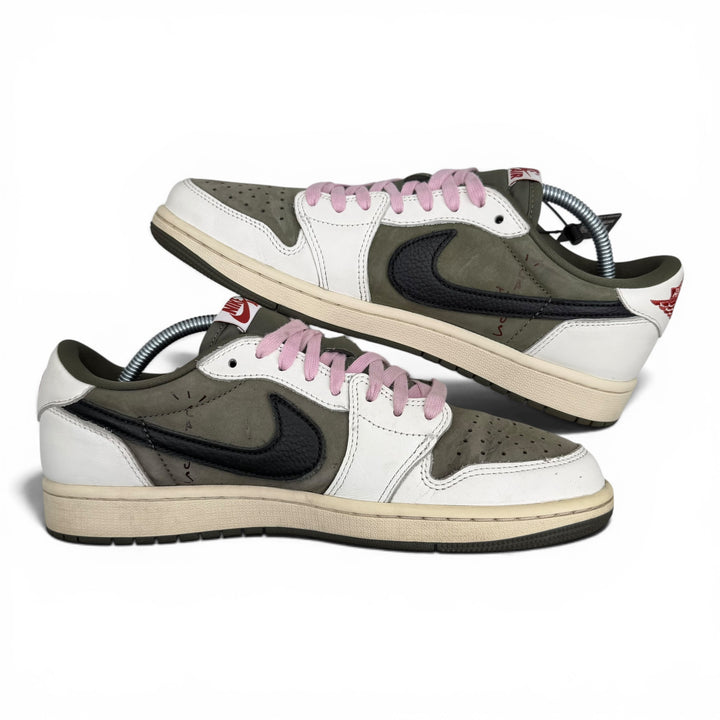 Jordan 1 Low Travis Scott Medium Olive 8UK