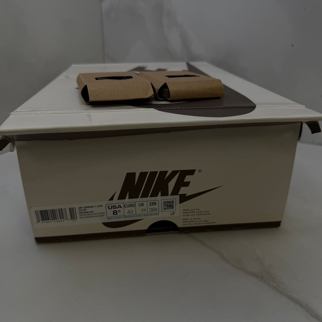 Jordan 1 Low Travis Scott Velvet Brown 7.5UK (2470)