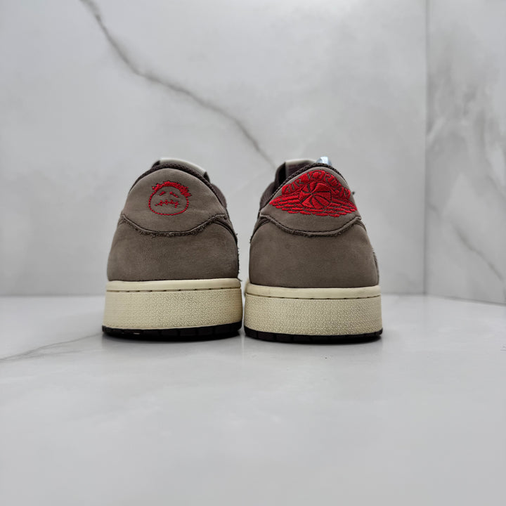 Jordan 1 Low Travis Scott OG Mocha 1.0 8.5UK