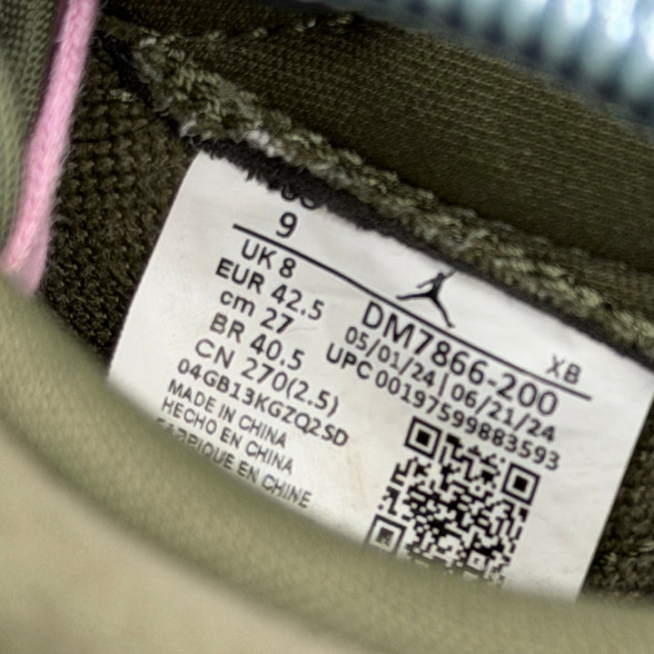Jordan 1 Low Travis Scott Medium Olive 8UK