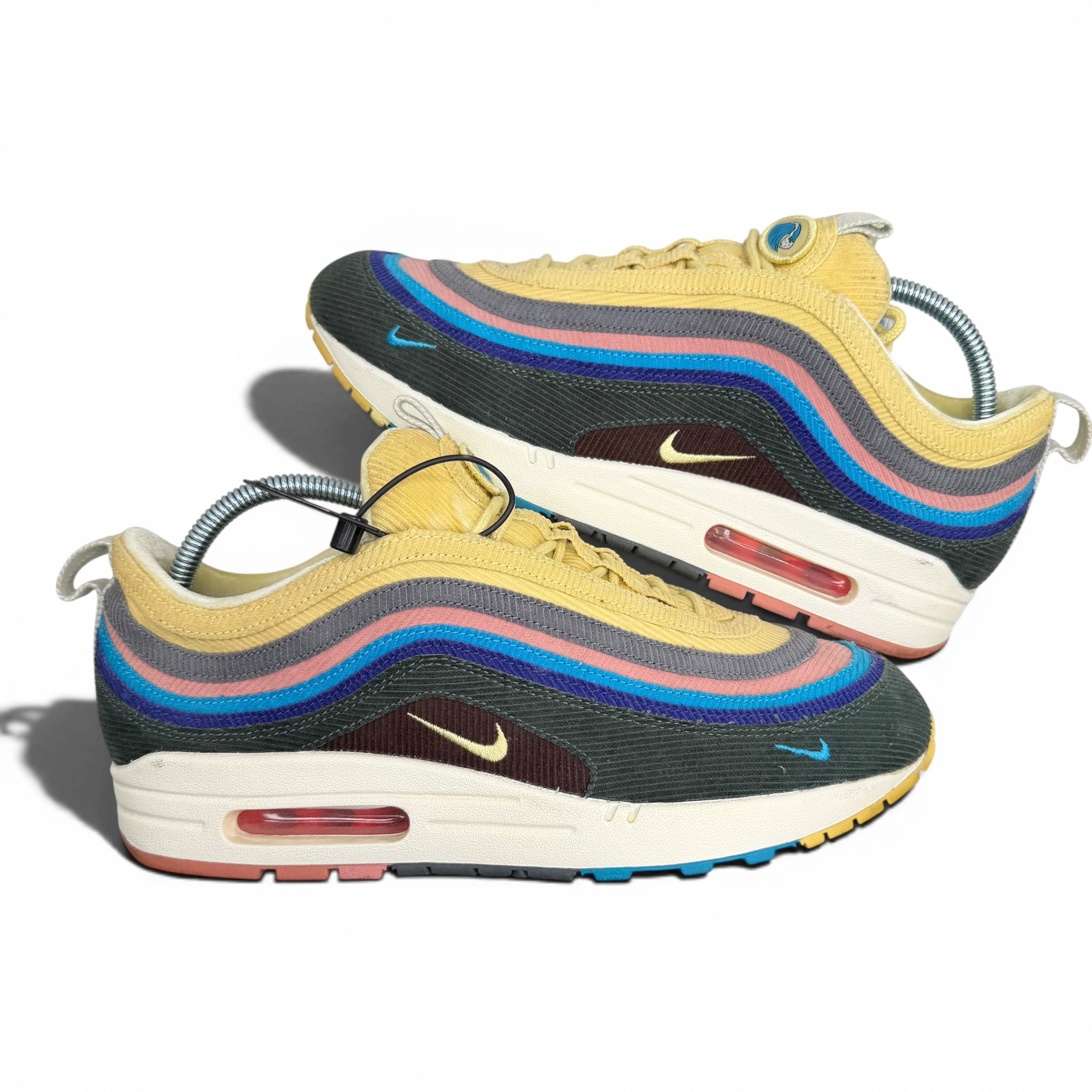 PRE-LOVED