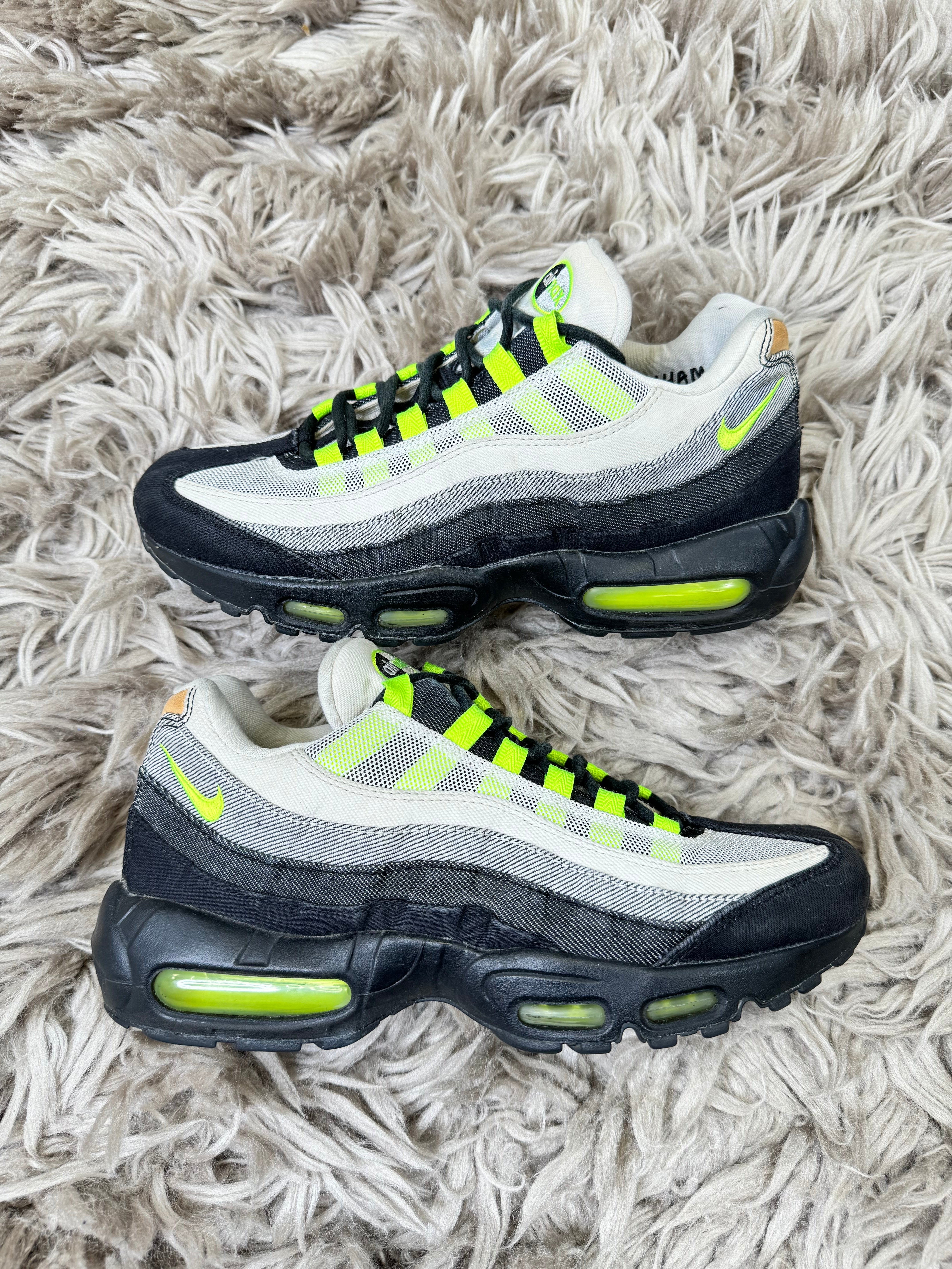 Nike air max 95 denim hotsell