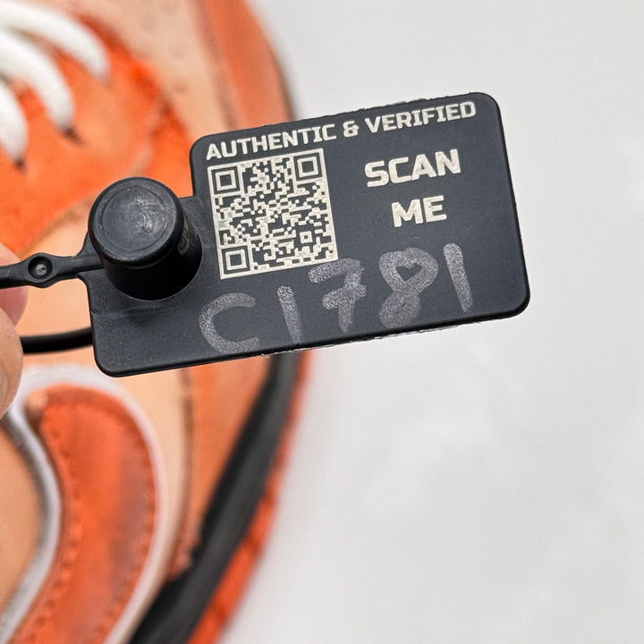 Nike SB Dunk Orange Lobster 8UK