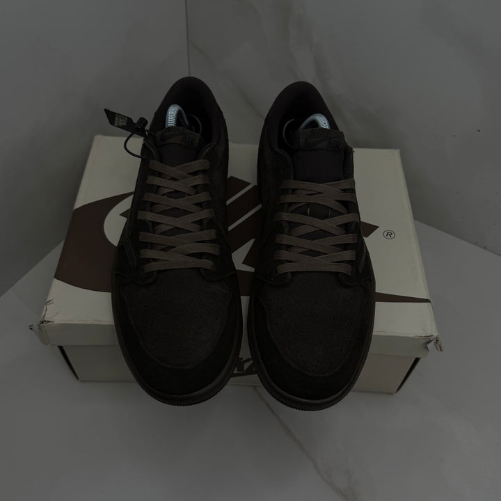 Jordan 1 Low Travis Scott Velvet Brown 8UK (2567)