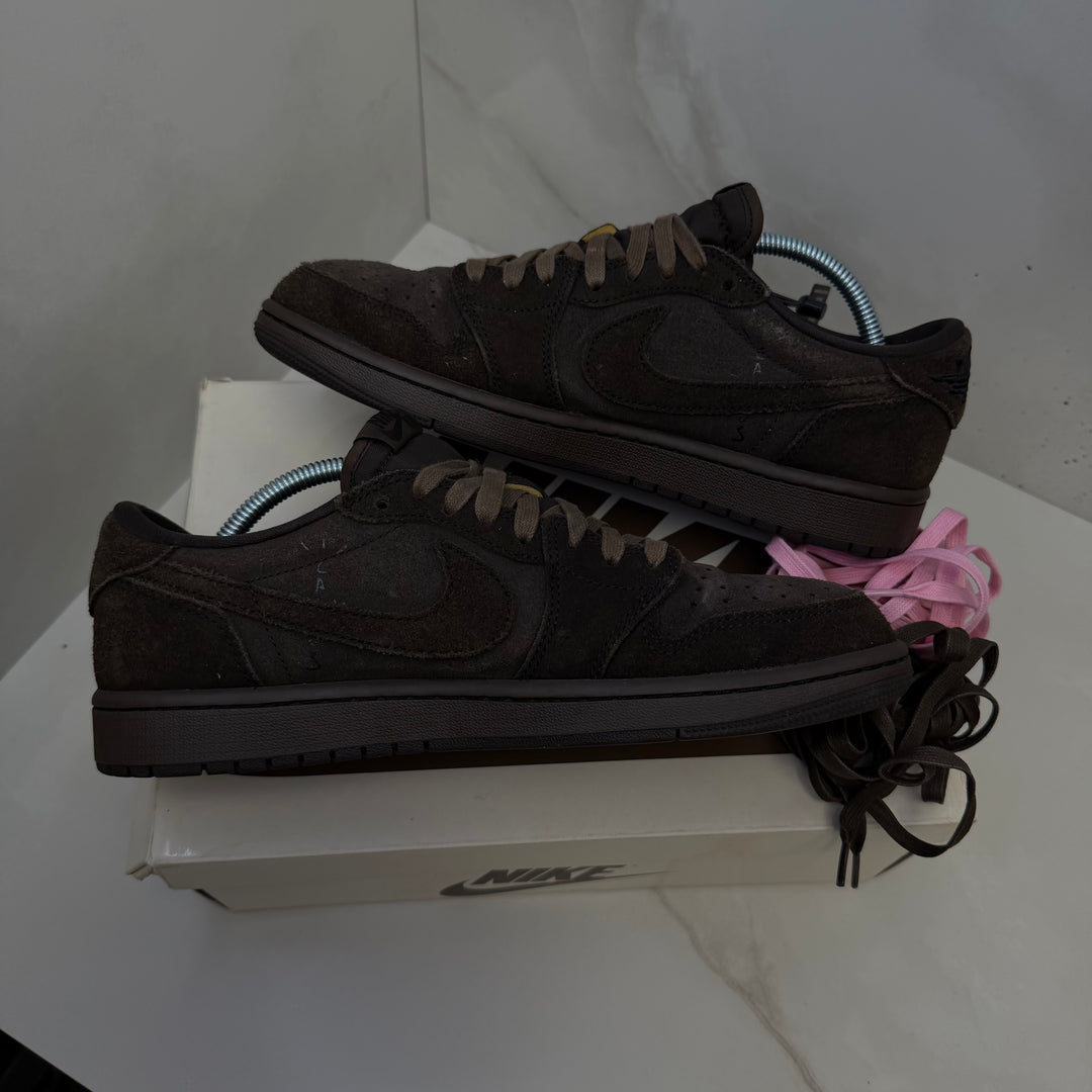 Jordan 1 Low Travis Scott Velvet Brown 8UK (2471)