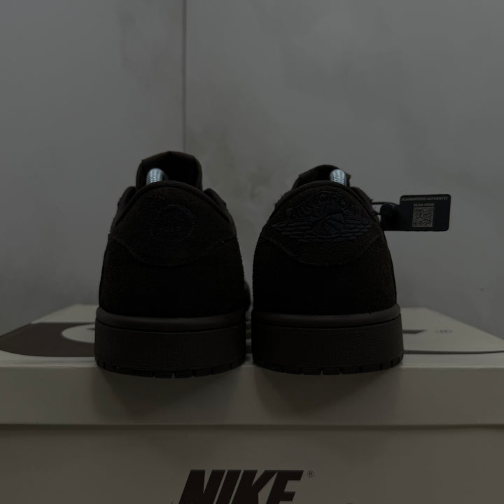 Jordan 1 Low Travis Scott Velvet Brown 8UK (2567)