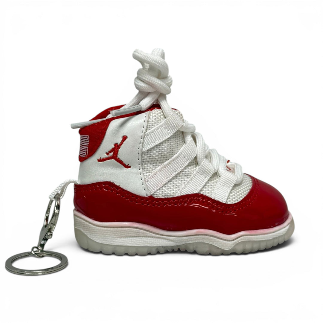 Sneaker Power Bank J11 With USB C cable