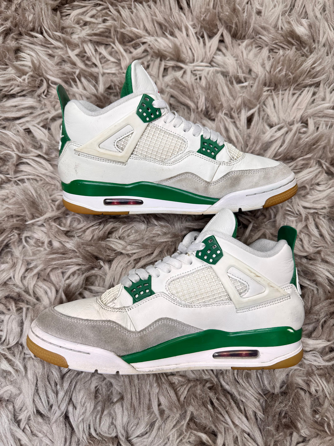 Jordan 4 SB Pine Green 8UK