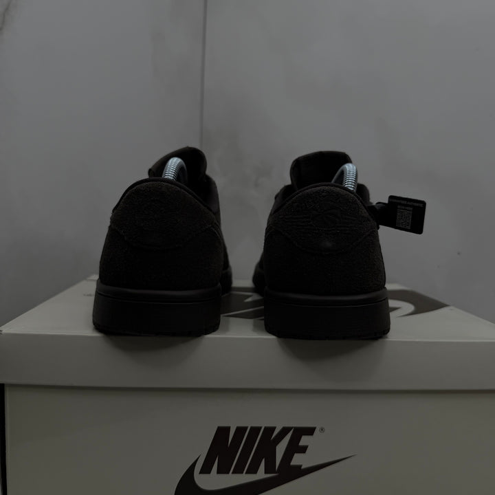 Jordan 1 Low Travis Scott Velvet Brown 7UK (2463)