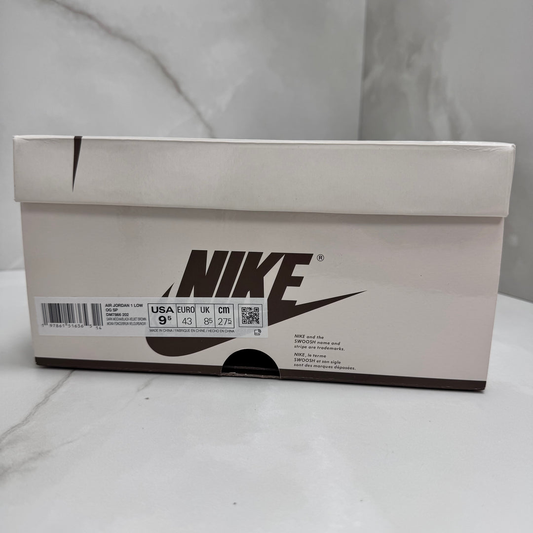 Jordan 1 Low Travis Scott Velvet 8.5UK