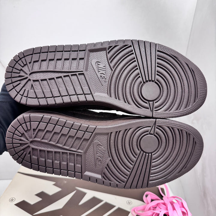 Jordan 1 Low Travis Scott Velvet 7UK