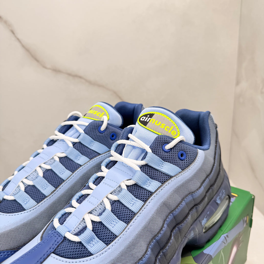 Nike Air Max 95 Yu Gi Oh With Promo Card (Brand New)