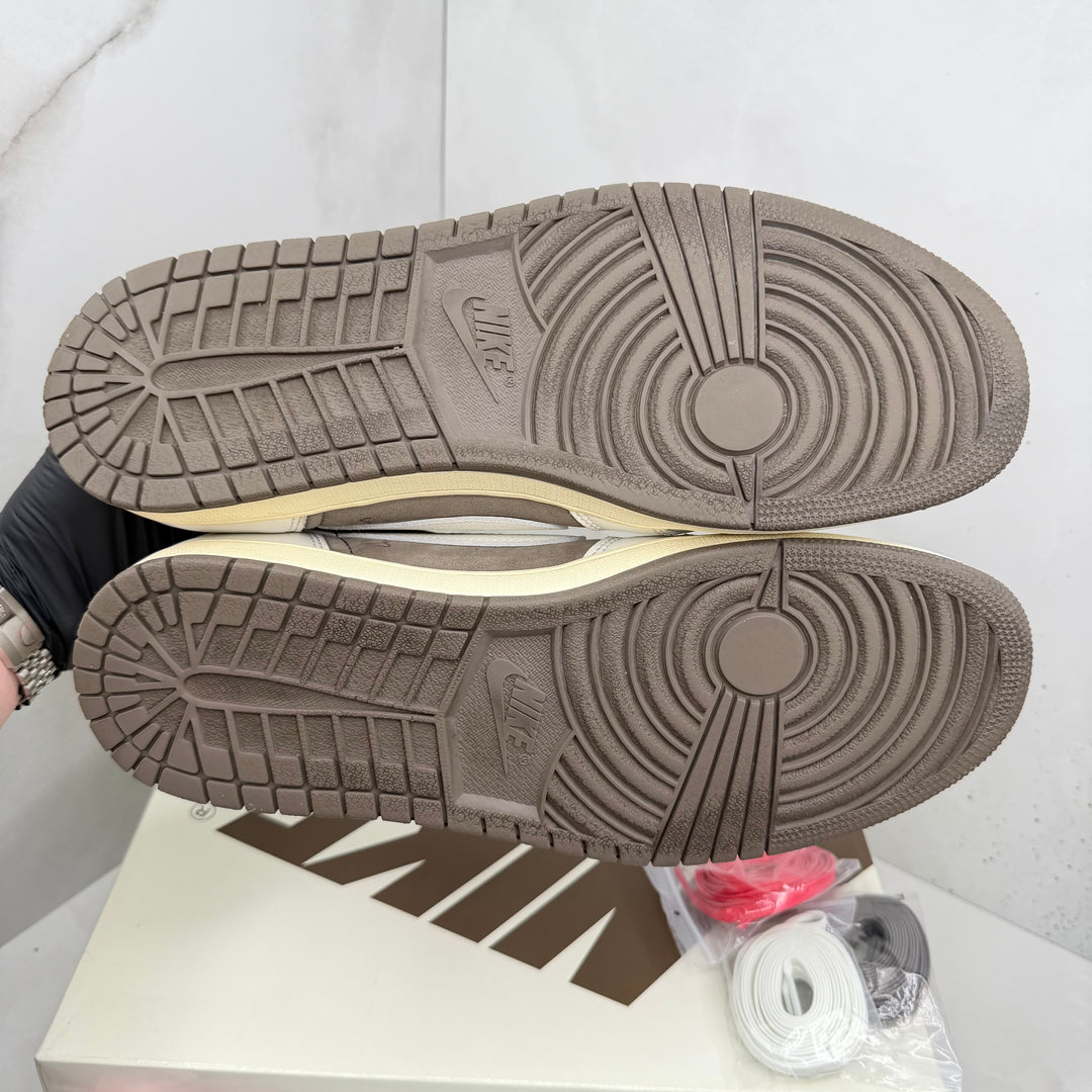 Jordan 1 Low Travis Scott Reverse Mocha 10.5UK