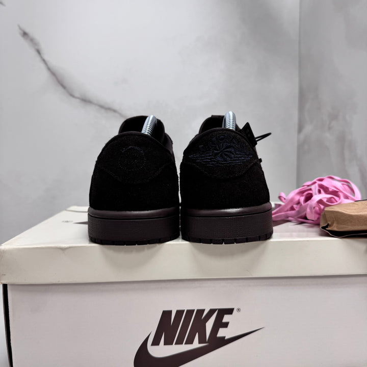 Jordan 1 Low Travis Scott Velvet 7UK