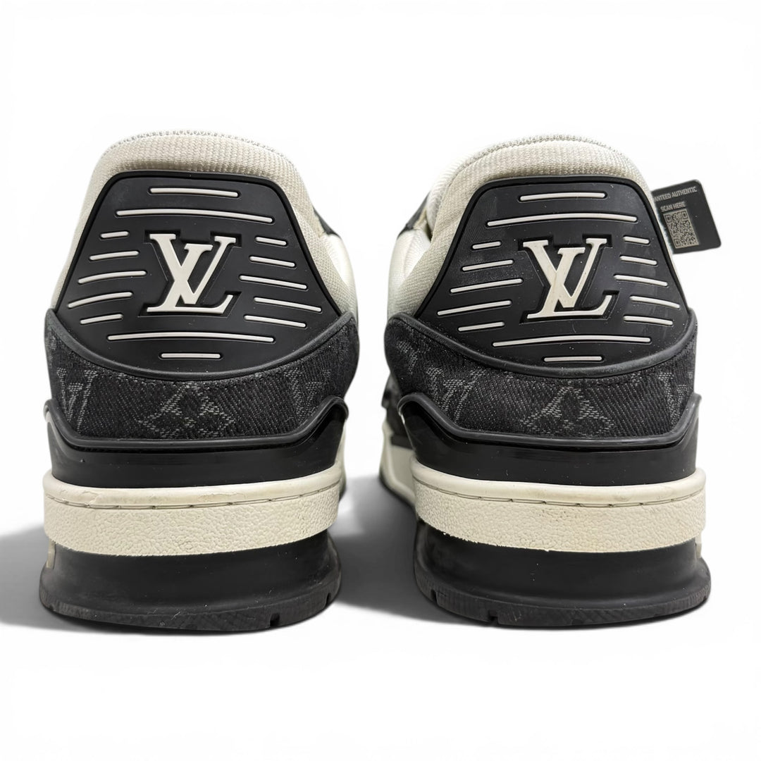 Louis Vuitton Trainers Black LV8 (Fits 8.5UK)