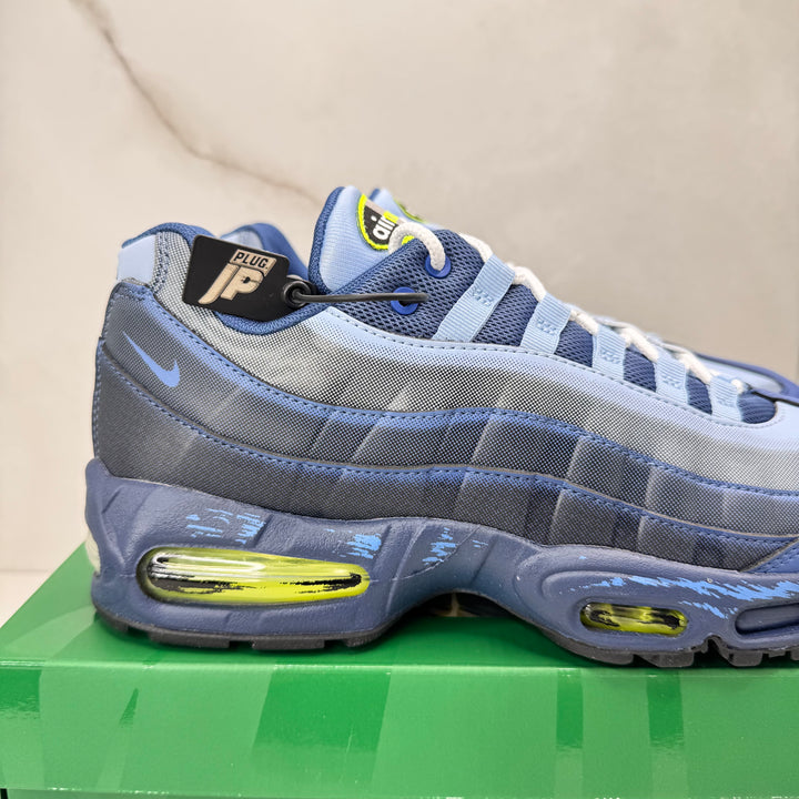 Nike Air Max 95 Yu Gi Oh With Promo Card (Brand New)