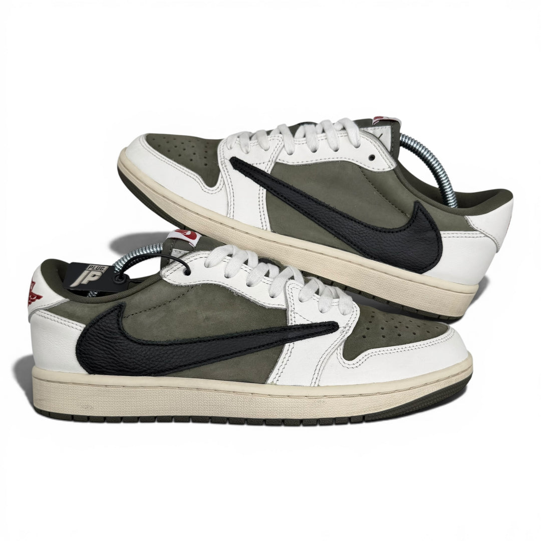 Jordan 1 Low Travis Scott Medium Olive 8.5UK (1621)