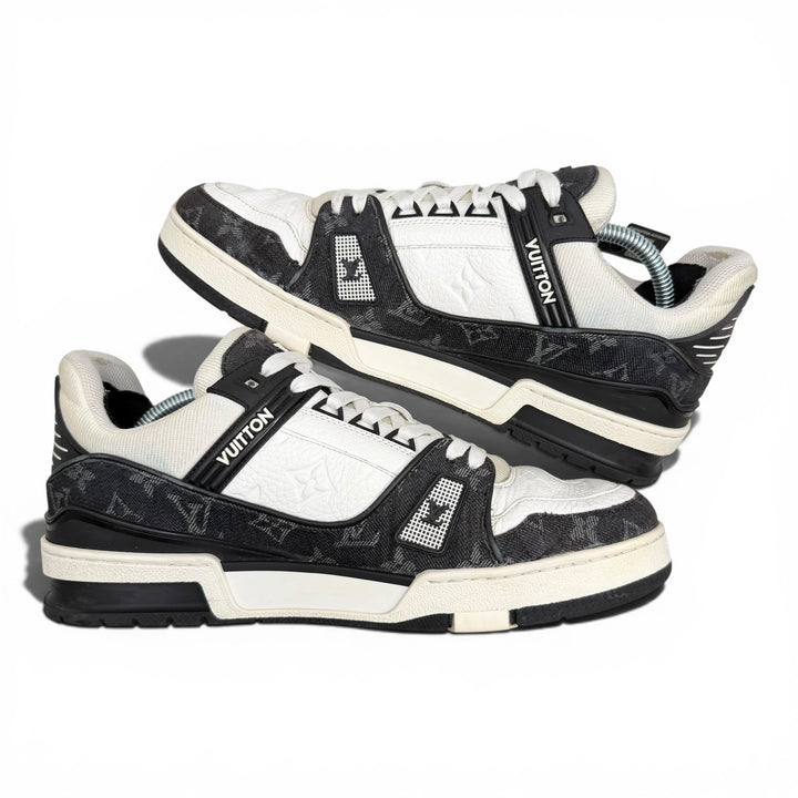 Louis Vuitton Trainers Black LV8 (Fits 8.5UK)