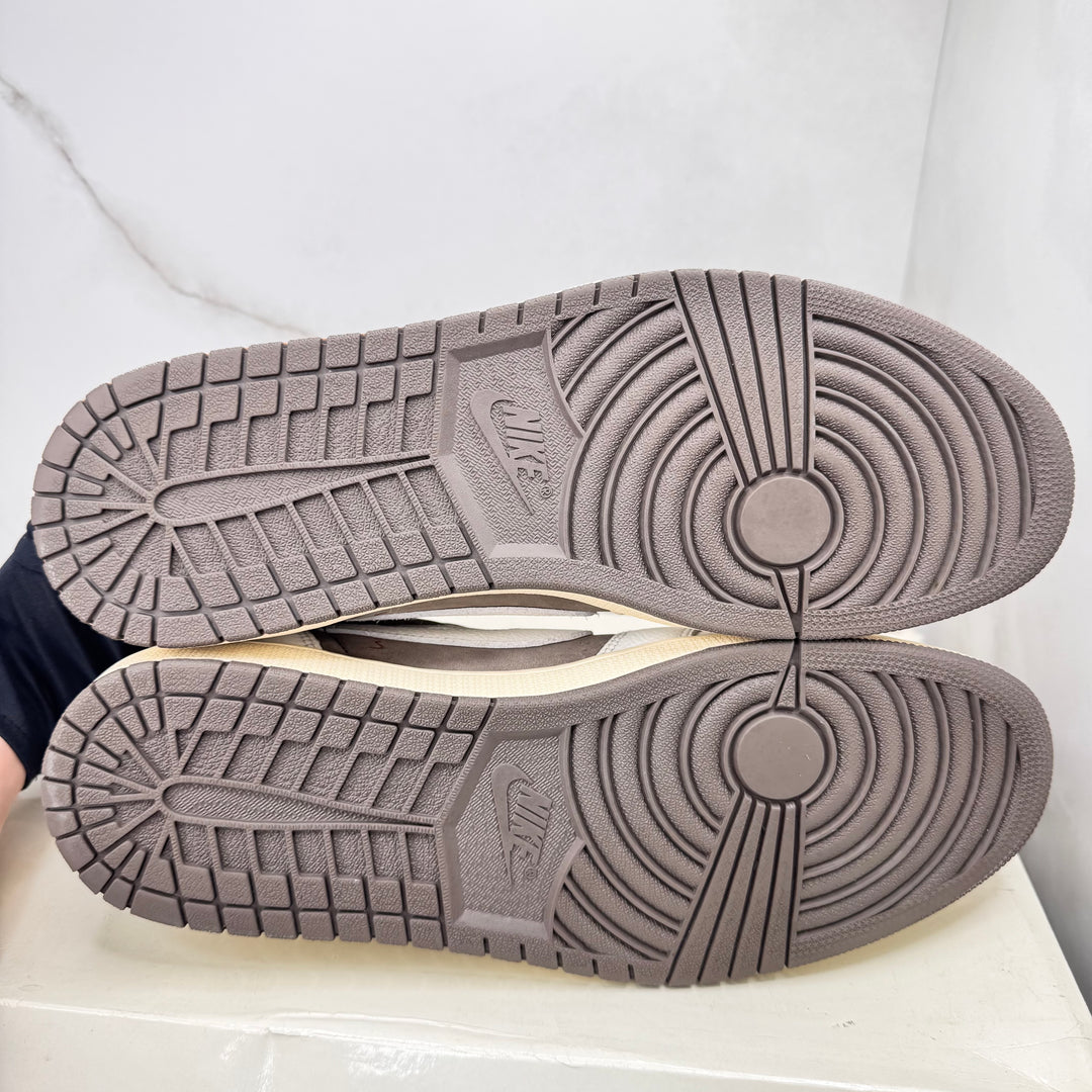 Jordan 1 Low Travis Scott Reverse Mocha 12UK