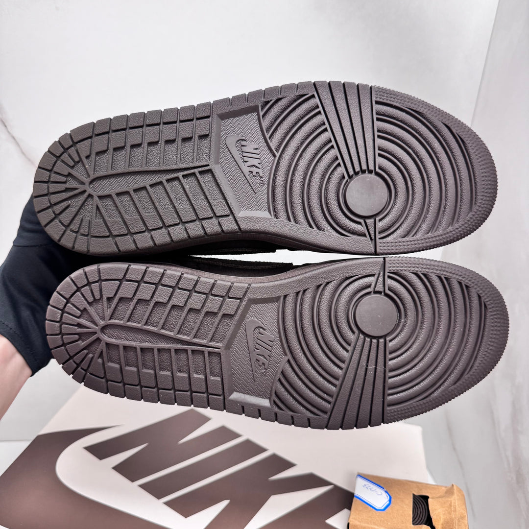 Jordan 1 Low Travis Scott Velvet 7.5UK