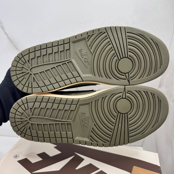 Jordan 1 Low Travis Scott Medium Olive 7.5UK
