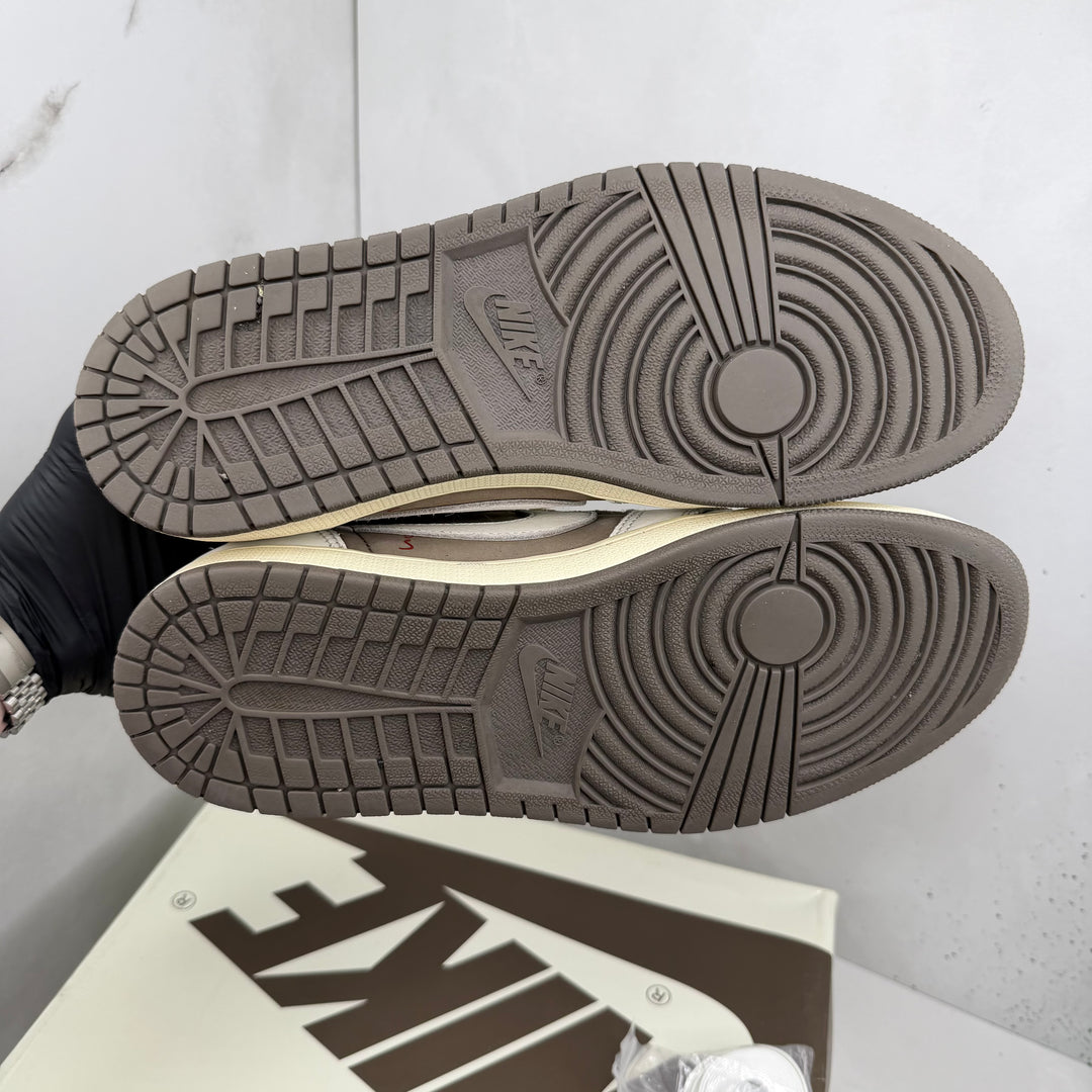 Jordan 1 Low Travis Scott Reverse Mocha 8.5UK (2531)