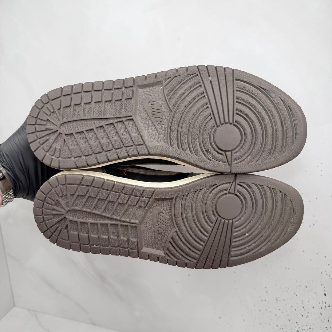 Jordan 1 Low Travis Scott Mocha OG 7UK (2528)