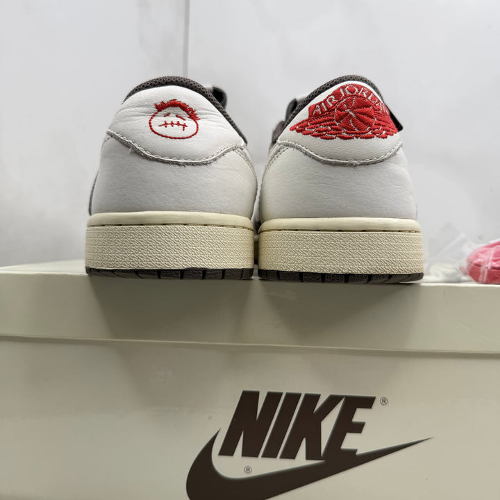 Jordan 1 Low Travis Scott Reverse Mocha 8.5UK (2531)