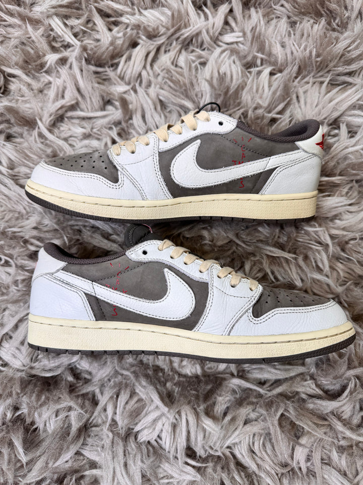 Jordan 1 low Travis Scott reverse mocha 8UK