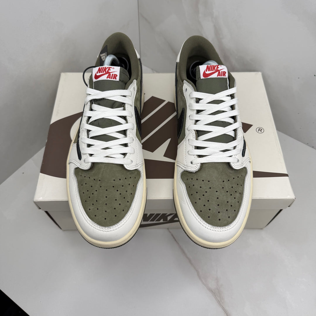 Jordan 1 Low Travis Scott Medium Olive 8.5UK (2496)