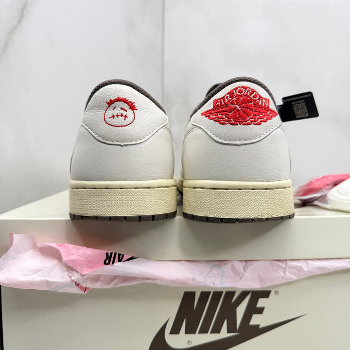 Jordan 1 Low Travis Scott Reverse Mocha 10.5UK
