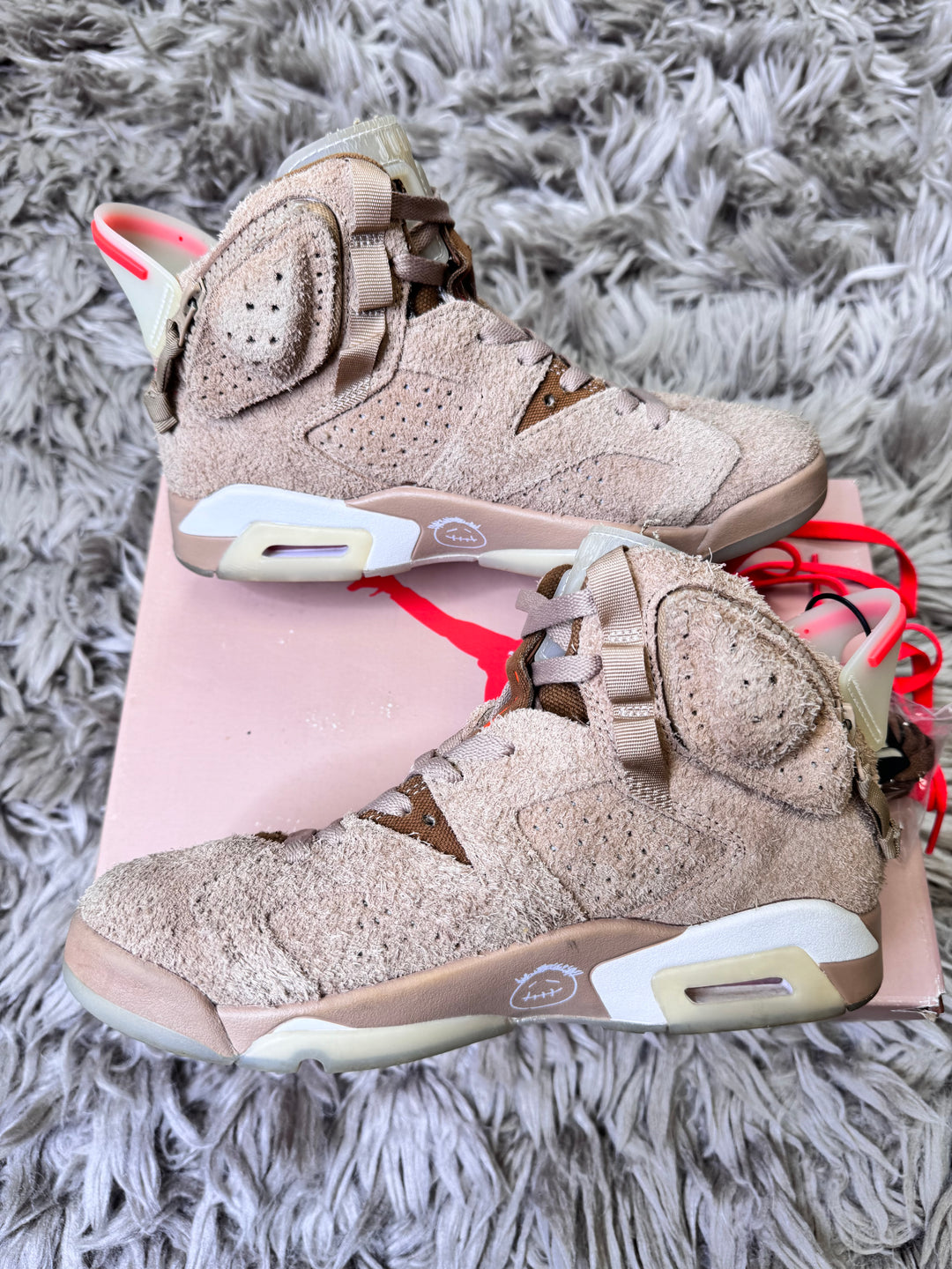 Jordan 6 Travis Scott khaki 6UK