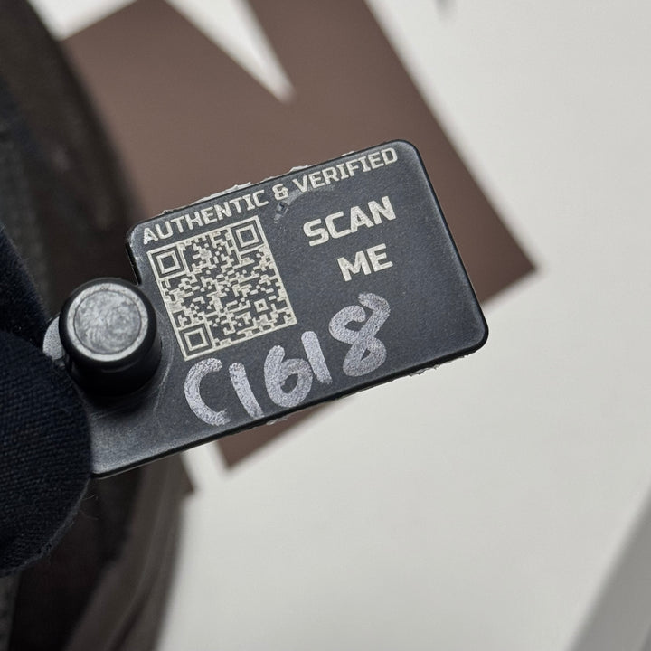 Jordan 1 Low Travis Scott Velvet 8.5UK