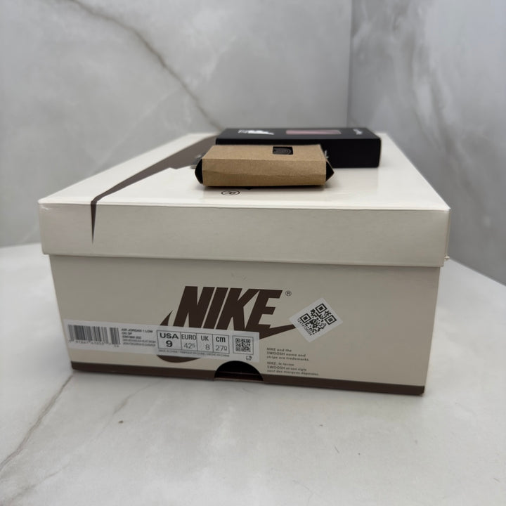Jordan 1 Low Travis Scott Velvet 8UK