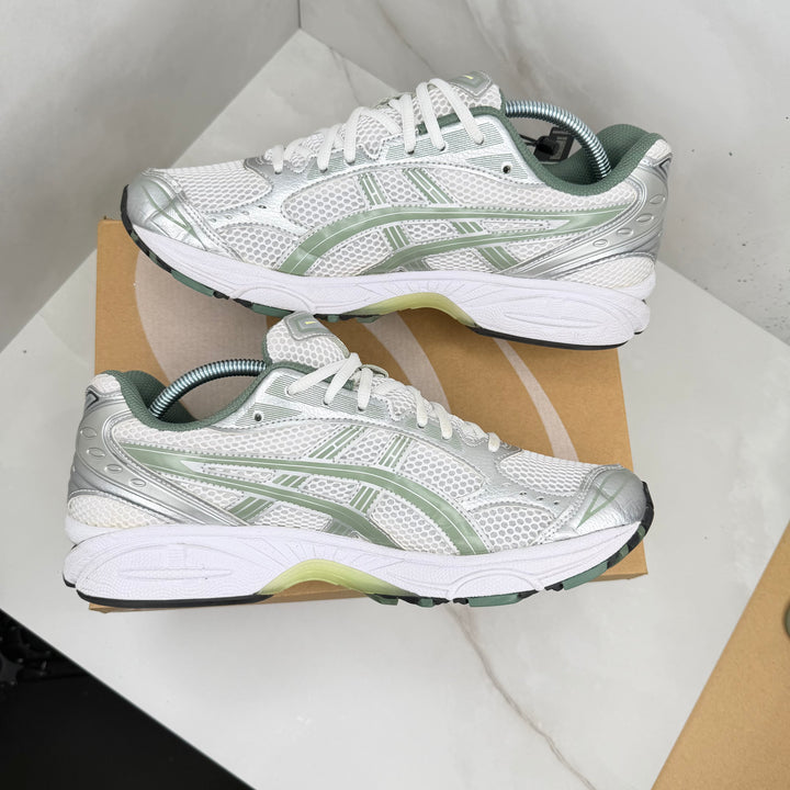ASICS Gel-Kayano 14 9.5UK