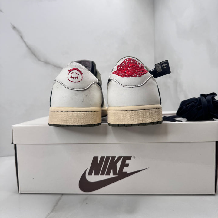 Jordan 1 Low Travis Scott Medium Olive 9.5UK
