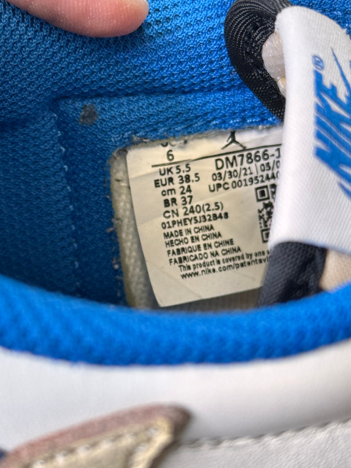 Jordan 1 low Travis Scott fragment 5.5UK