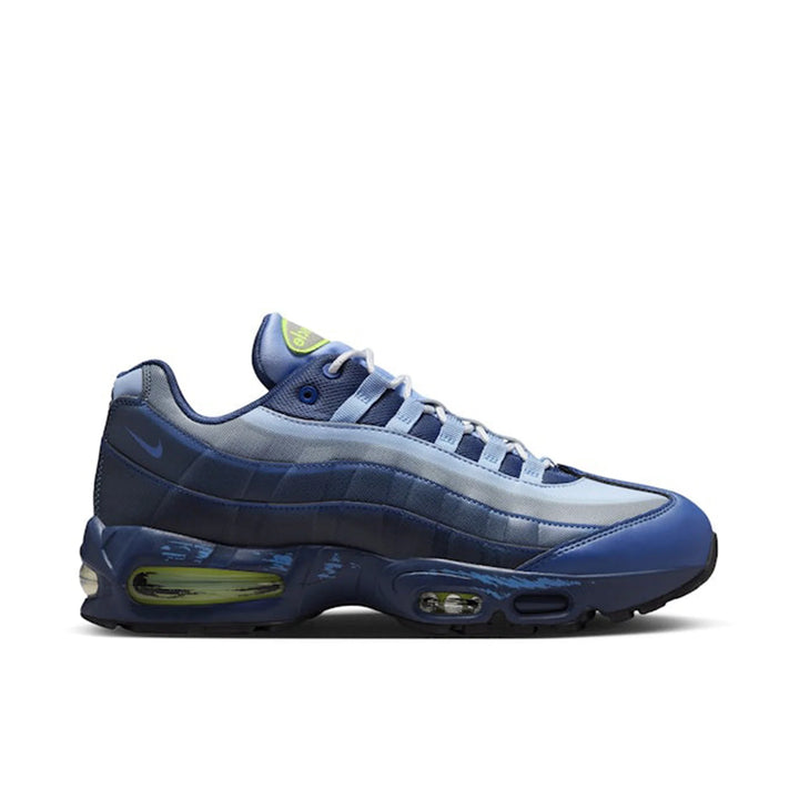 Nike Air Max 95 Yu Gi Oh With Promo Card (Brand New)