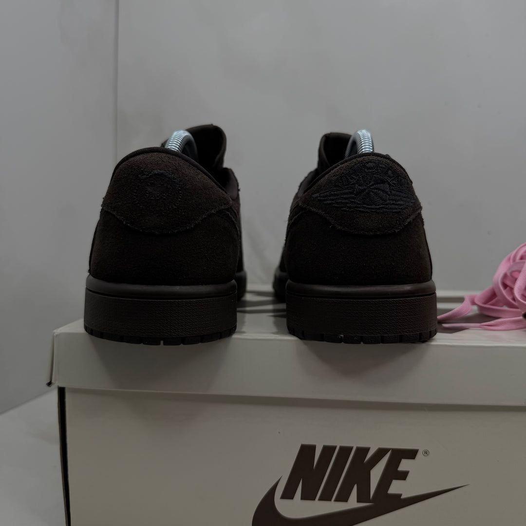 Jordan 1 Low Travis Scott Velvet Brown 7UK (2568)