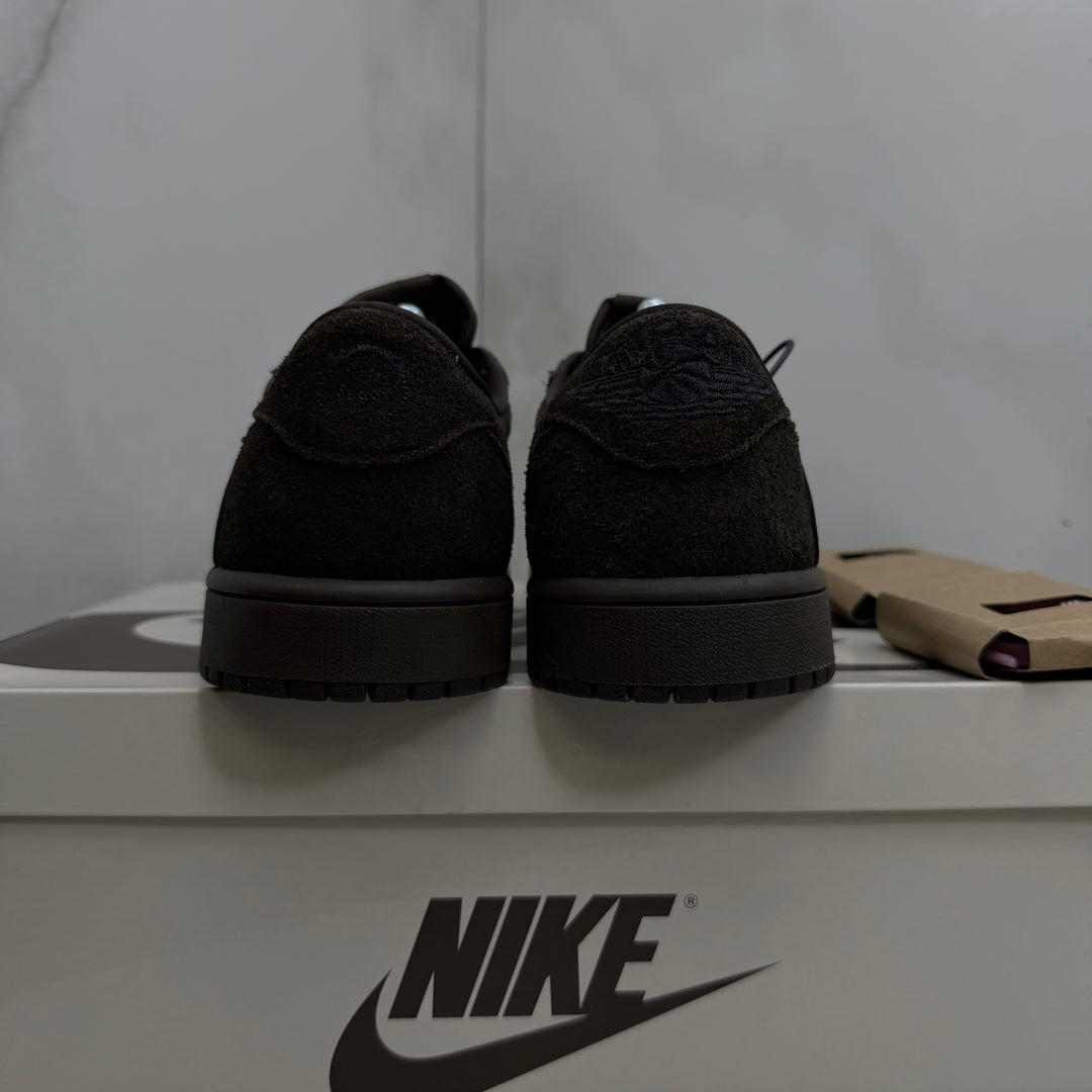 Jordan 1 Low Travis Scott Velvet Brown 8.5UK