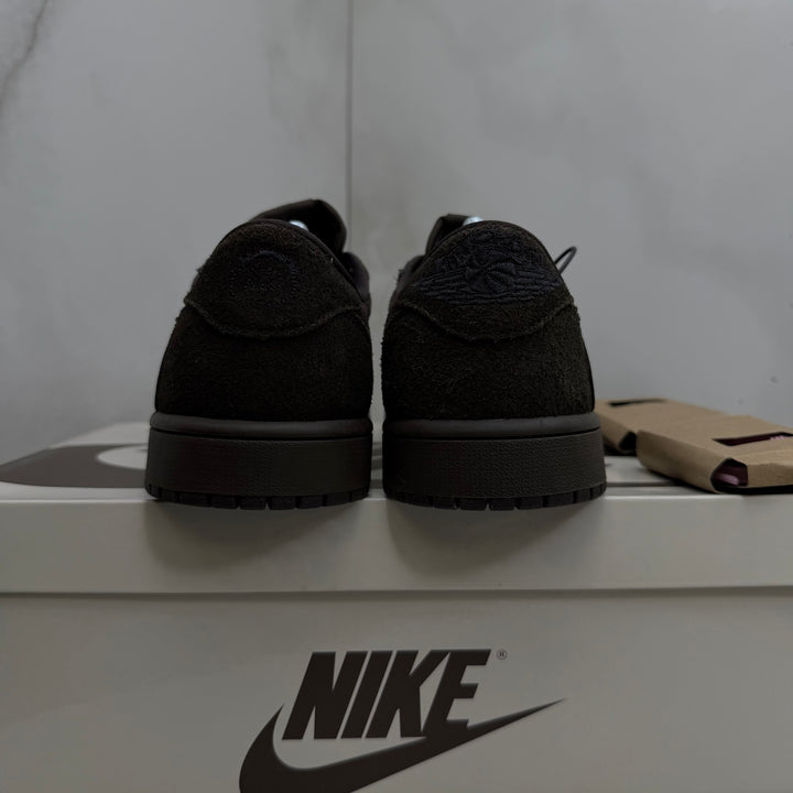 Jordan 1 Low Travis Scott Velvet Brown 8.5UK