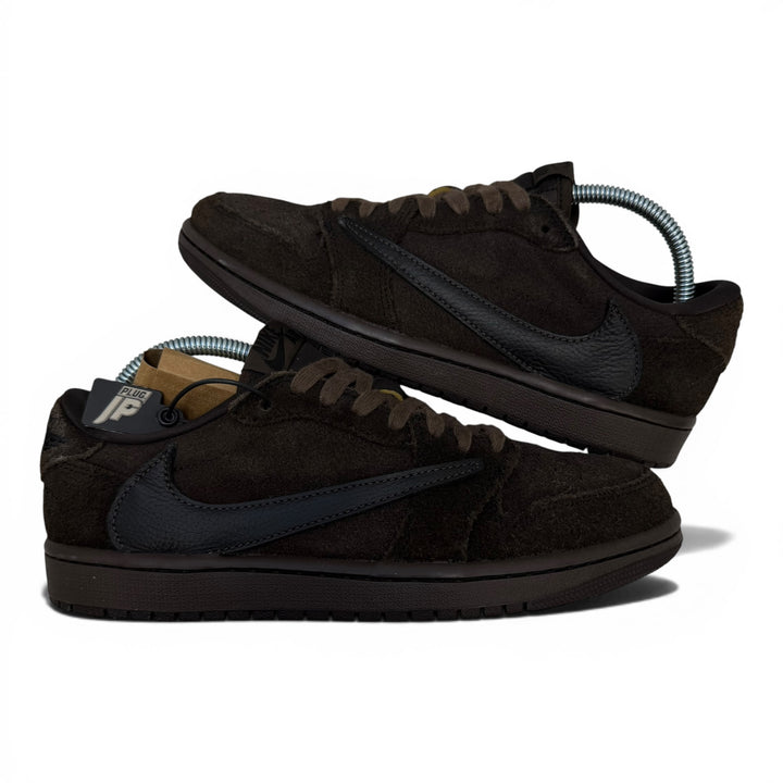 Jordan 1 Low Travis Scott Velvet Brown 7UK (2468)