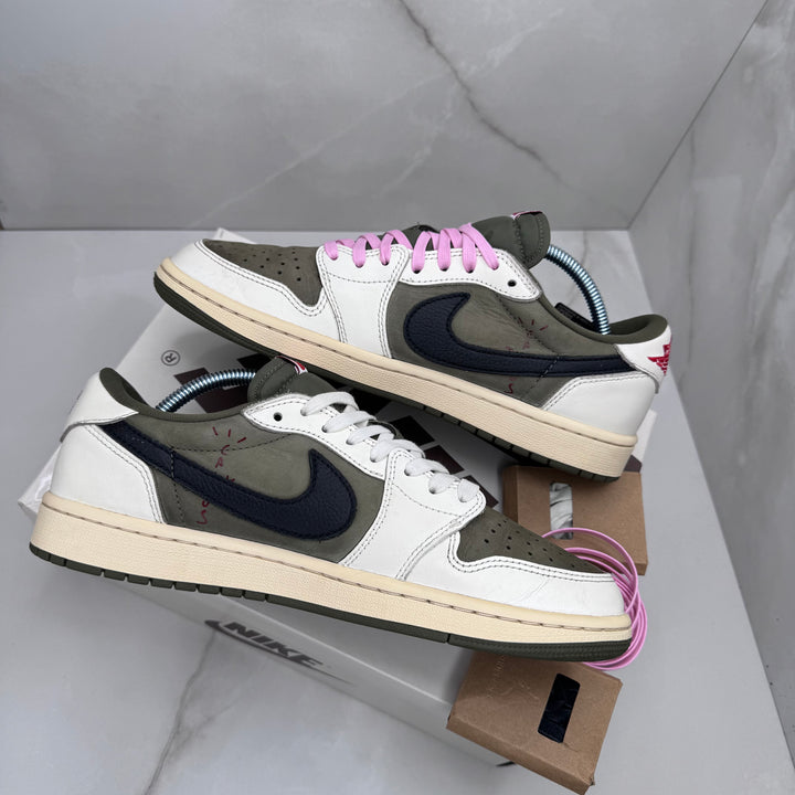 Jordan 1 Low Travis Scott Medium Olive 8UK