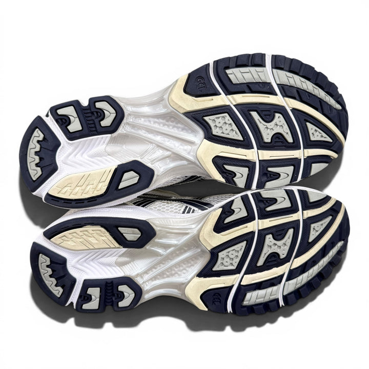ASICS Gel-Kayano 14 8UK (2573)