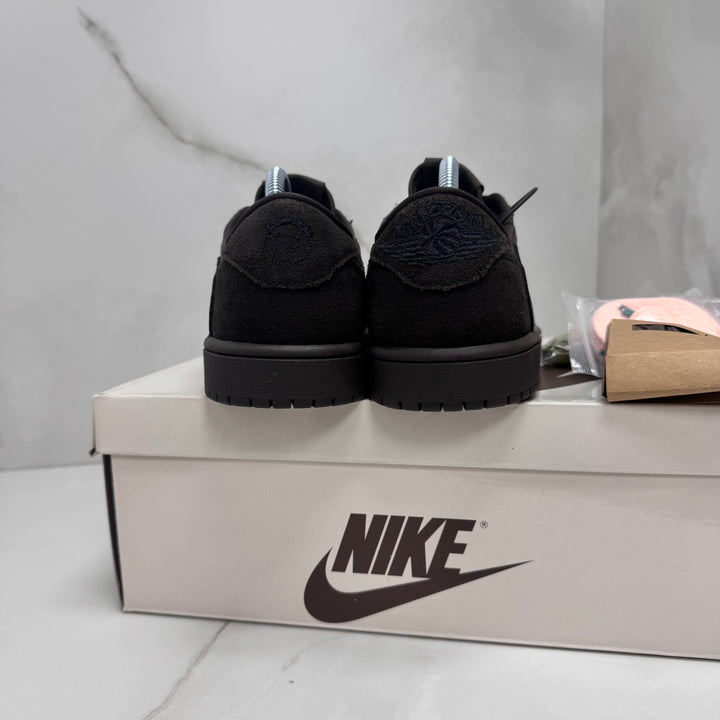 Jordan 1 Low Travis Scott Velvet 7UK