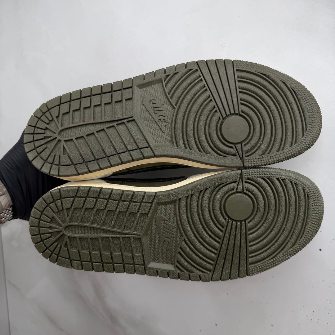 Jordan 1 Low Travis Scott Medium Olive 7UK (2495)