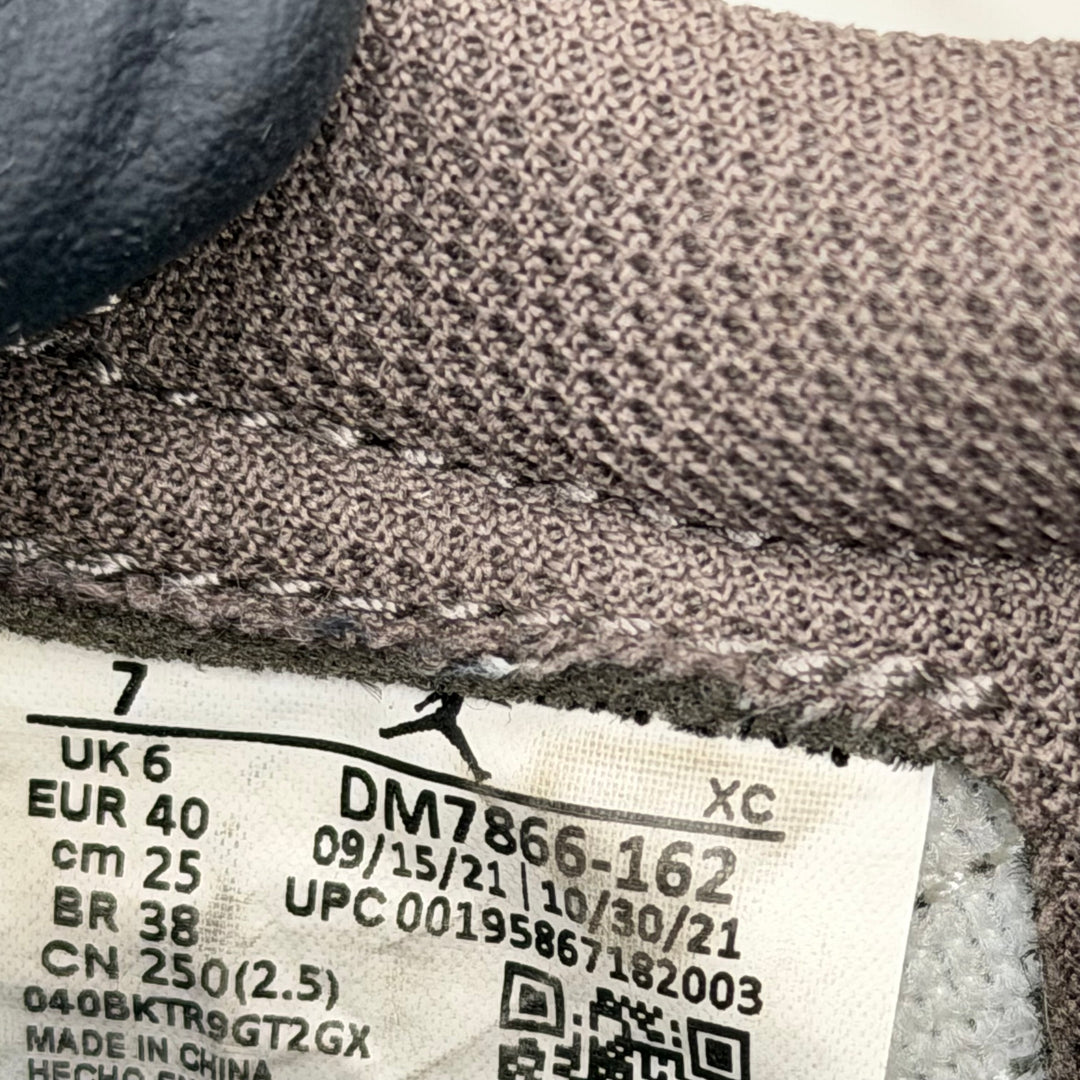 Jordan 1 Low Travis Scott Reverse Mocha 6UK